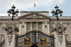 image of buckingham palace one of the Free Things and Stuff to Do in London
