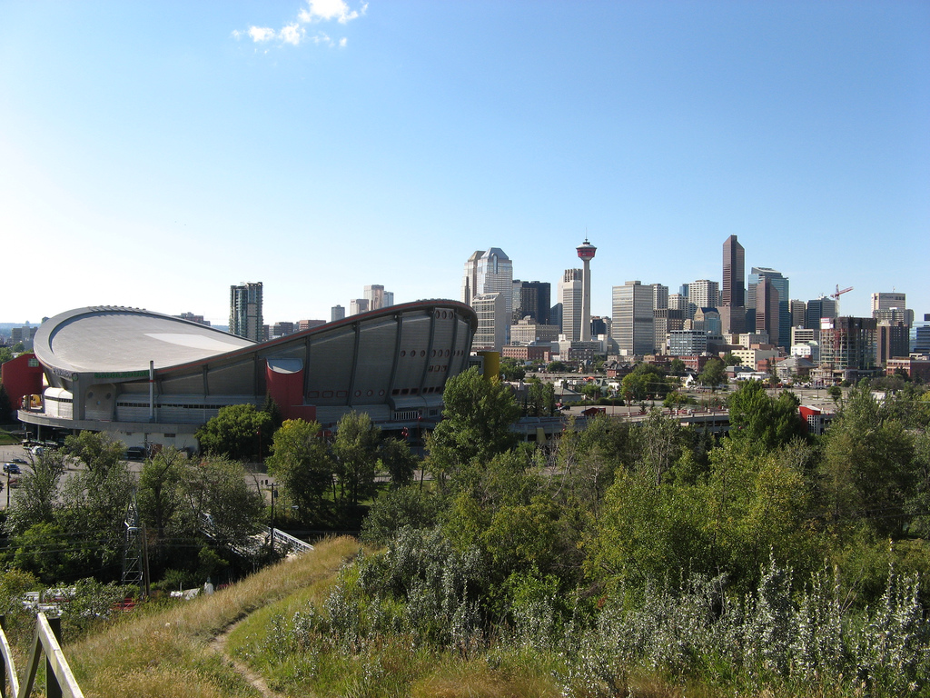 image of the Calgary Saddledome